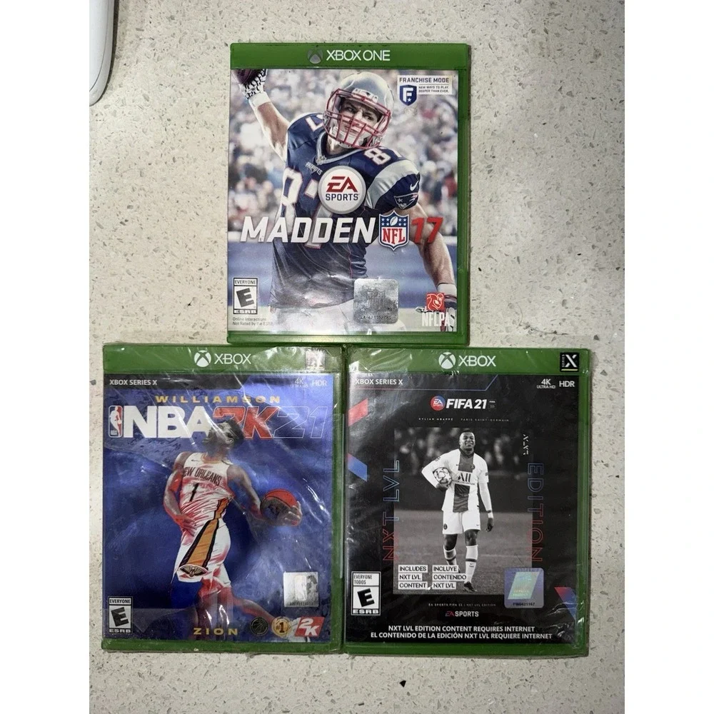Lot Of 3 Xbox Controllers,and 3 Xbox One Games 2 Are‎ New